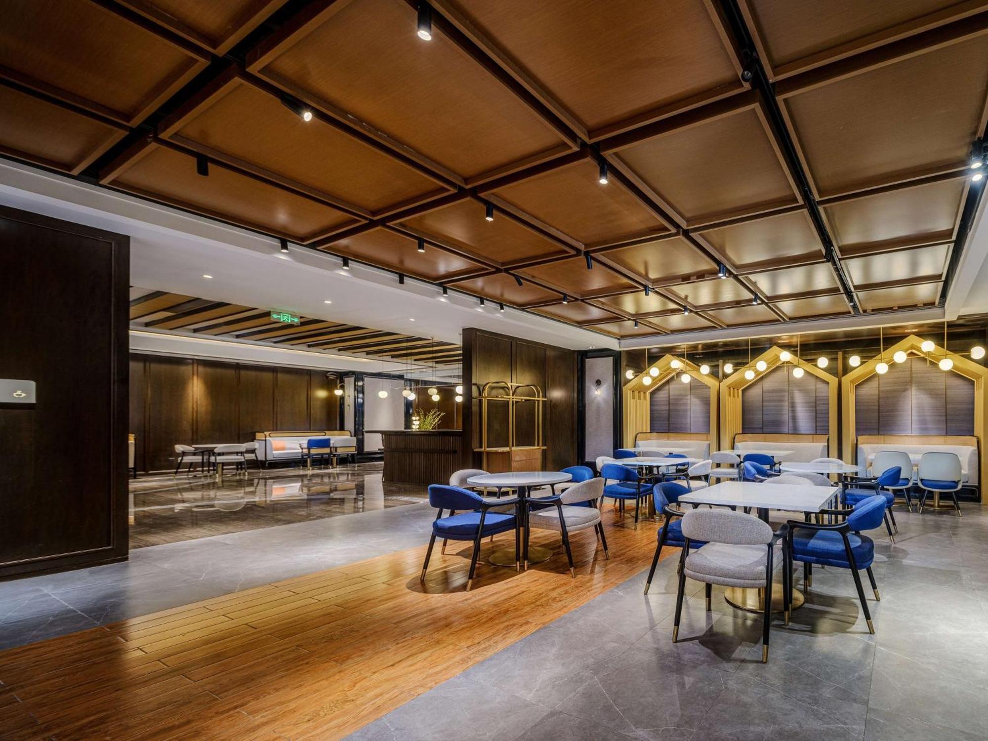 Hilton Garden Inn Beijing Guomao 外观 照片