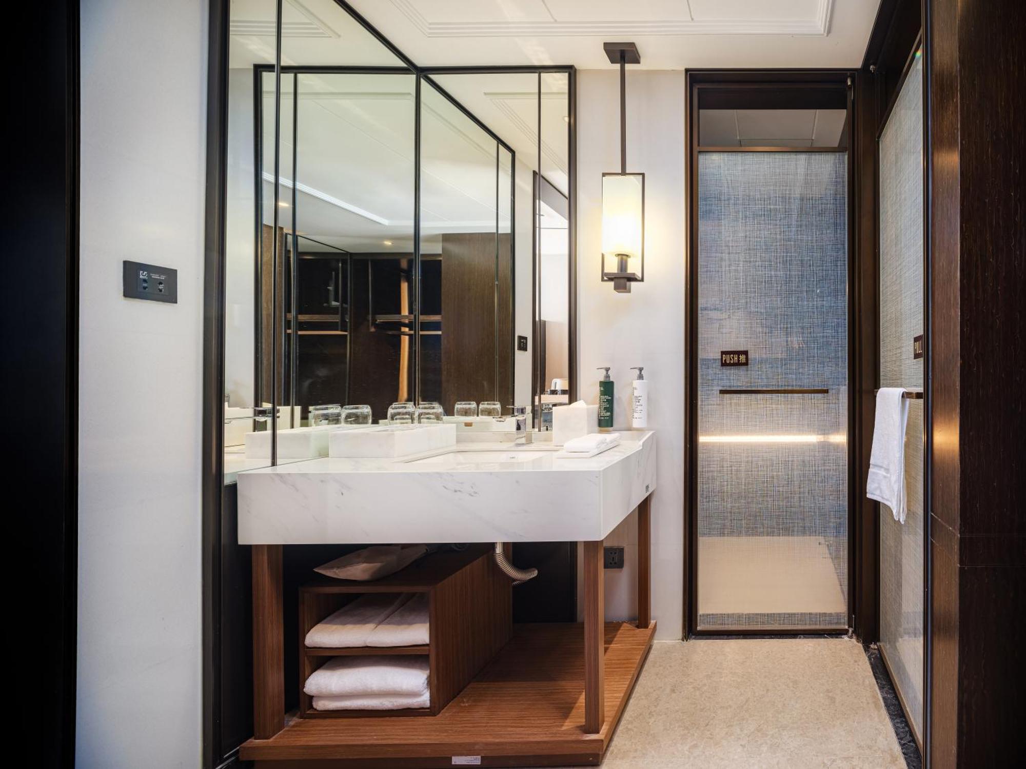Hilton Garden Inn Beijing Guomao 外观 照片