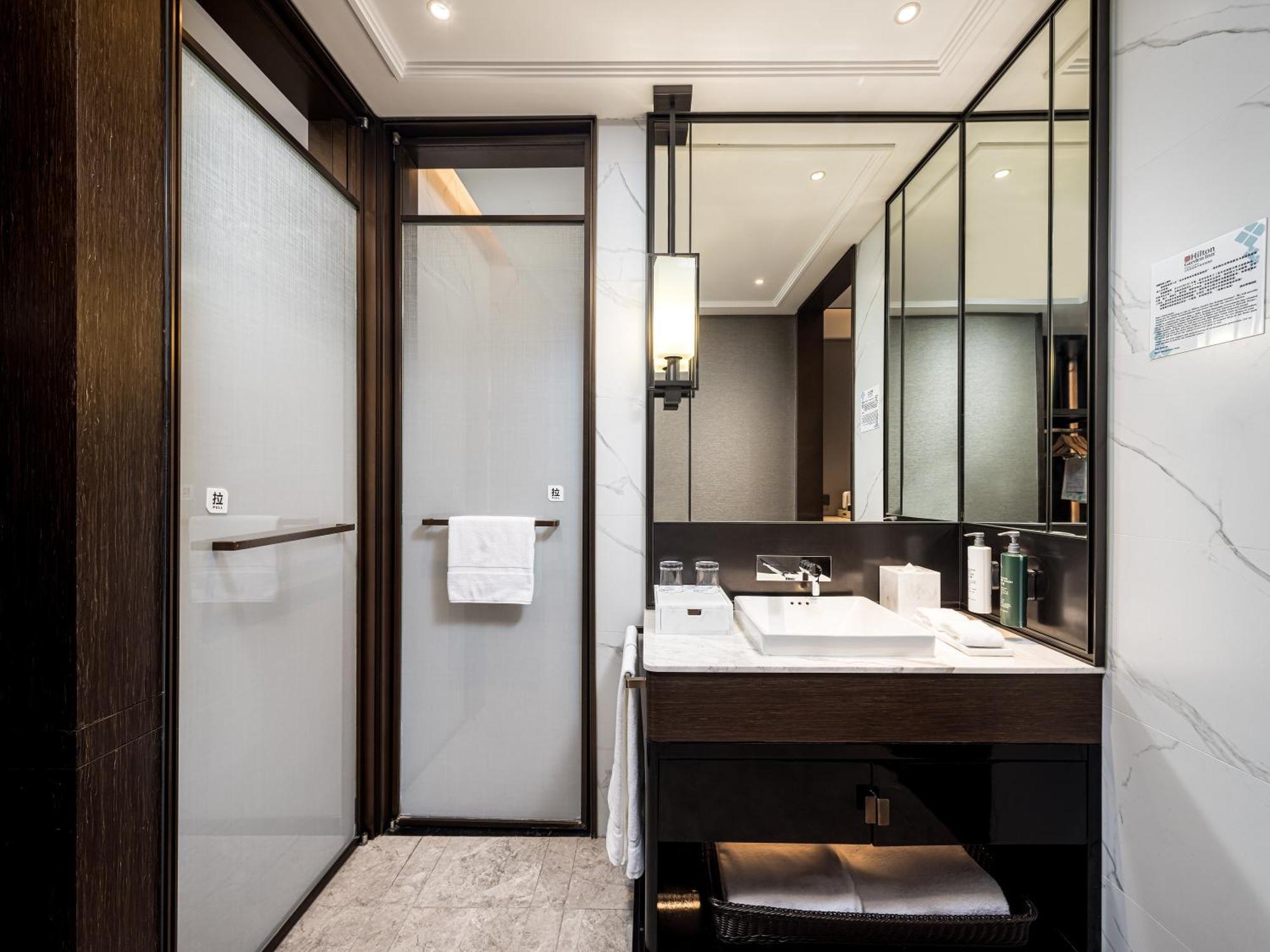 Hilton Garden Inn Beijing Guomao 外观 照片